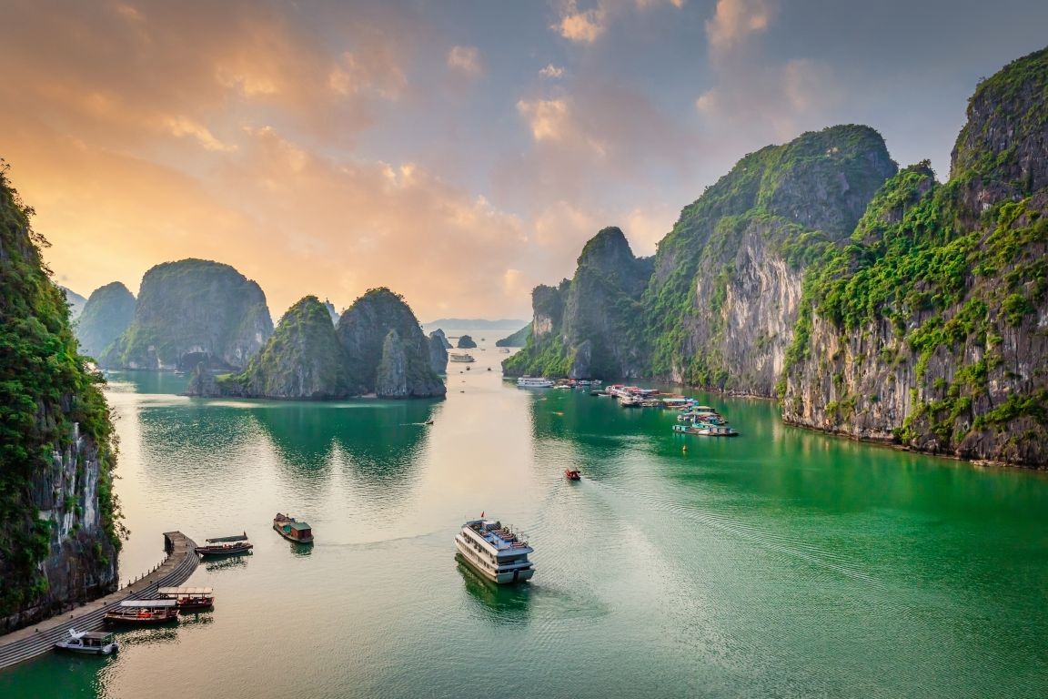 Explore Vietnam in 6 days with Hanoi, Halong Bay cruise and Ho Chi Minh City. Fully customizable Vietnam tour package by Taj Voyages. 
6 days Vietnam tour package
Vietnam 6 day itinerary
Vietnam holiday package
Hanoi Halong Bay Ho Chi Minh tour
custom Vietnam tour
Vietnam private tour package
Vietnam travel itinerary